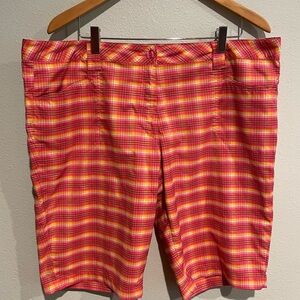 Slazenger Women’s Pink Plaid Golf Shirts Size 16.